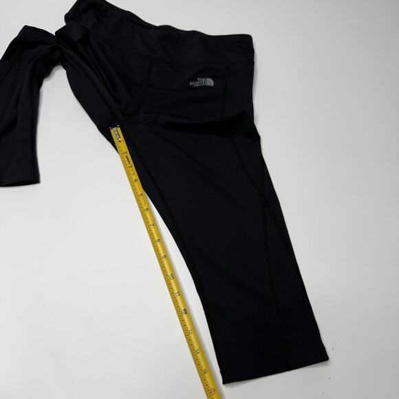 The North Face Women’s M On The Go Capri Black Leggings Cropped Flashdry Medium - Picture 4 of 10